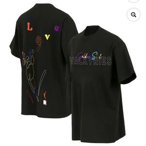 Unisex Black Rainbow Graphic Golden State‎ Valkyries Short Sleeve Tee. Size XL.